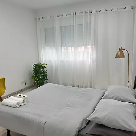 Quarto Orquidea Alloggio in famiglia Agualva-Cacem
